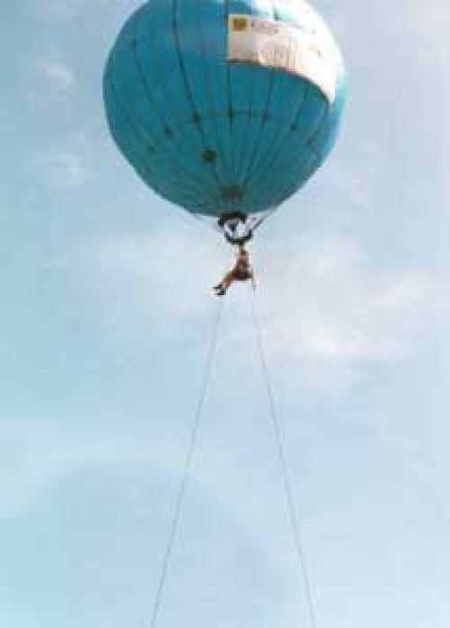 ballonfiesta2000_parabounce_a-m