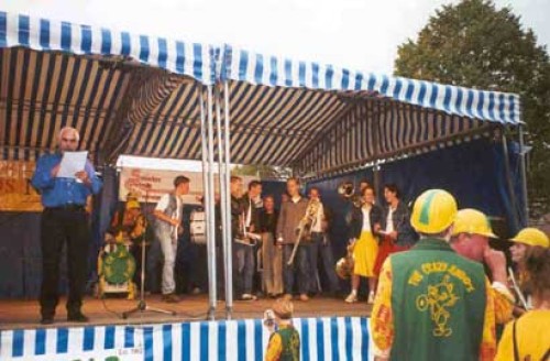 zevenaar2000_huldiging