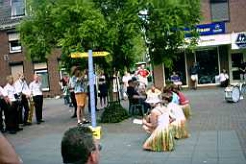 TN_28_optreden_dames