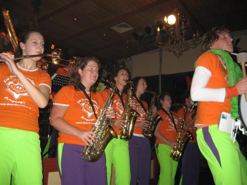 20061209 RetteketetFeest Wvoort 009