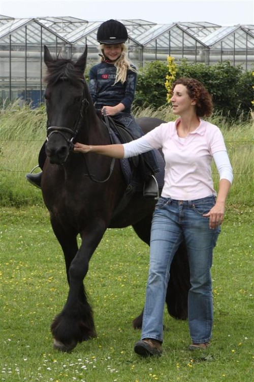 Thecla_en_Sven_Paardrijden (12)