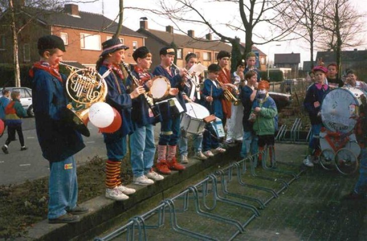 Eerste optreden – schoolcarnaval 1992