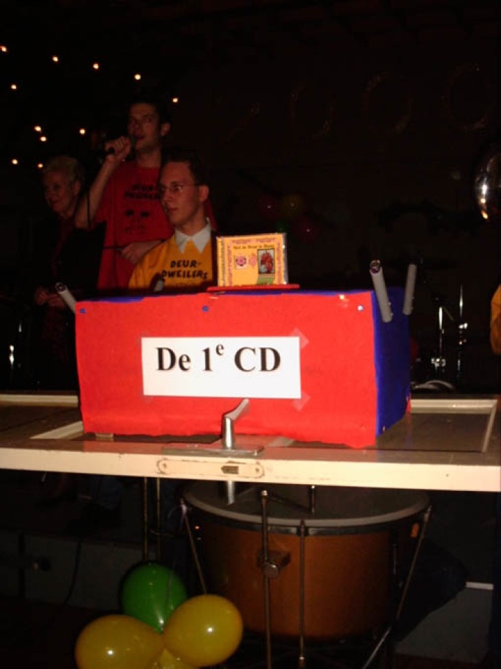 CD Presentatie “Met de Deur in Huus”