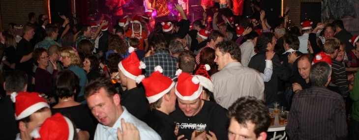 KerstFEEST met Retteketet Showband was weer gezellig