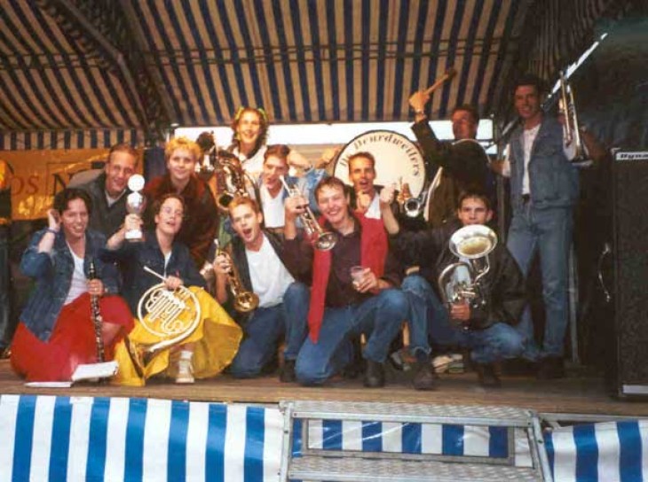 Dweilorkest De Deurdweilers wint in Zevenaar